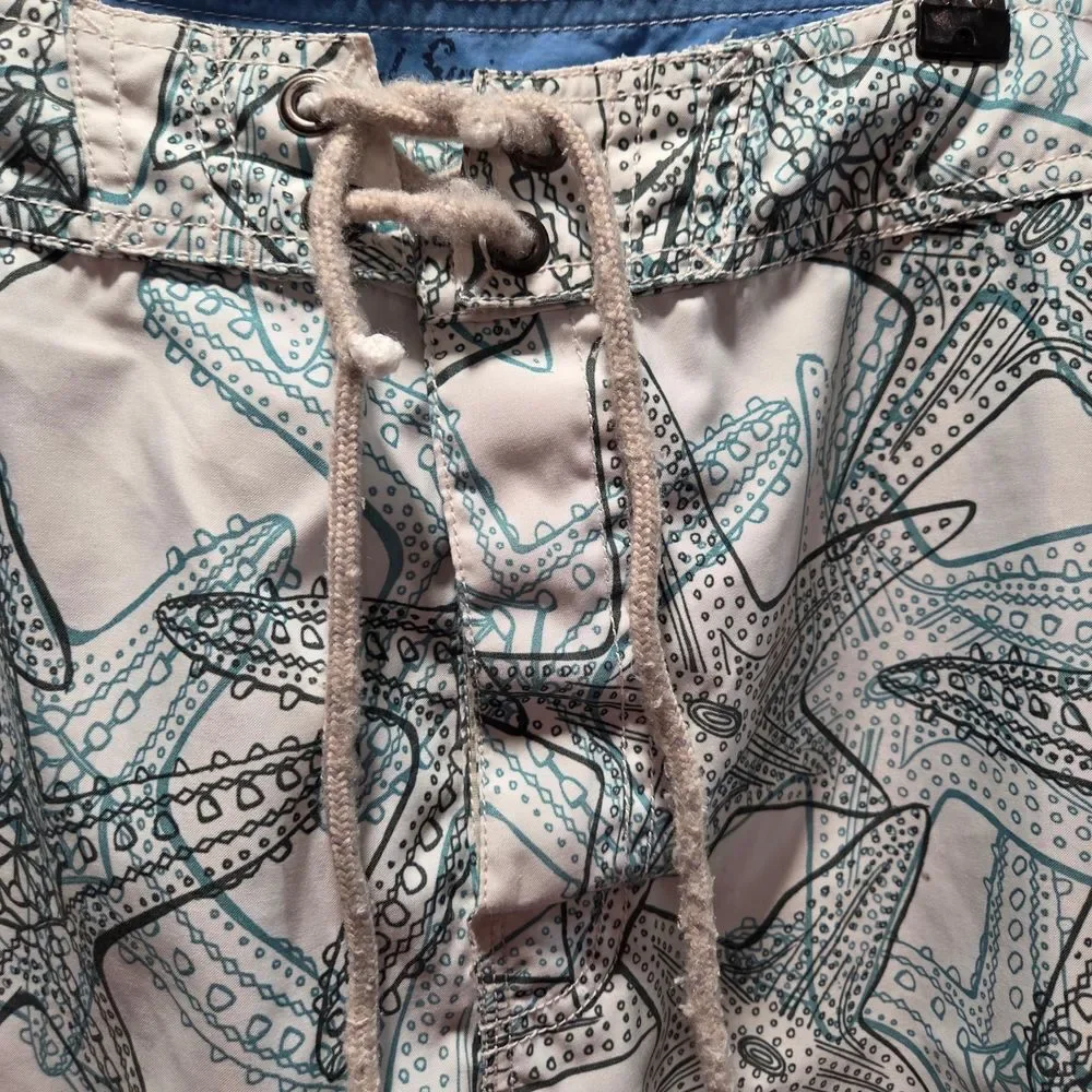 J. Crew Mens 33 Y2K Cargo Starfish Octopus Board Shorts Swim Trunks White Blue
